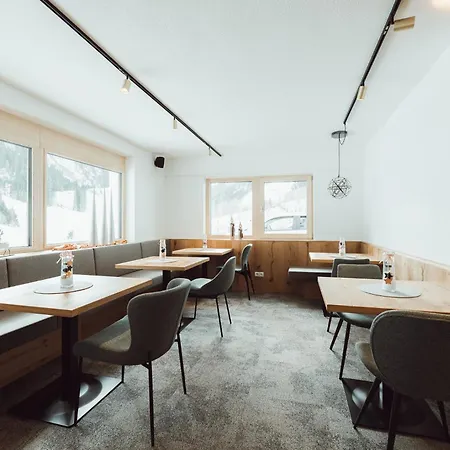 Himmel-raich Guest house